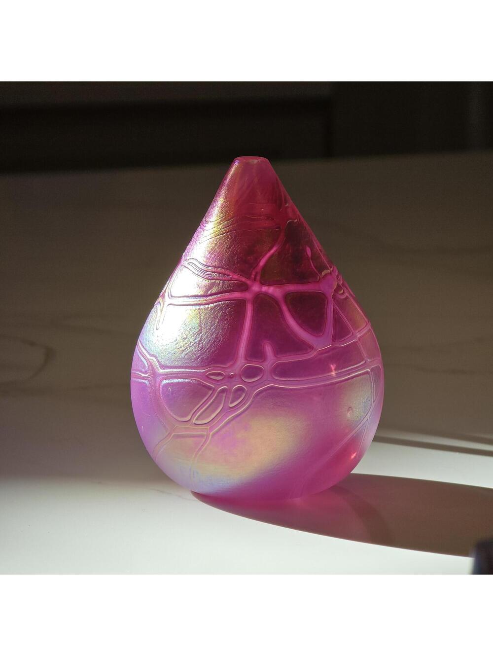 Roger Vines Iridescent Art Glass Oil Lamp/Vase - Teardrop pink
